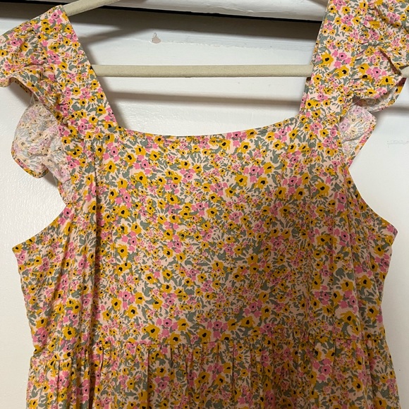 Universal Thread floral maxi dress, size small, with pockets - Picture 3 of 4